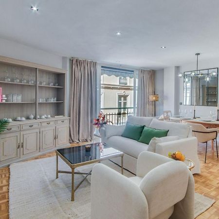 מאלגה Cervantes Luxury Apartment מראה חיצוני תמונה
