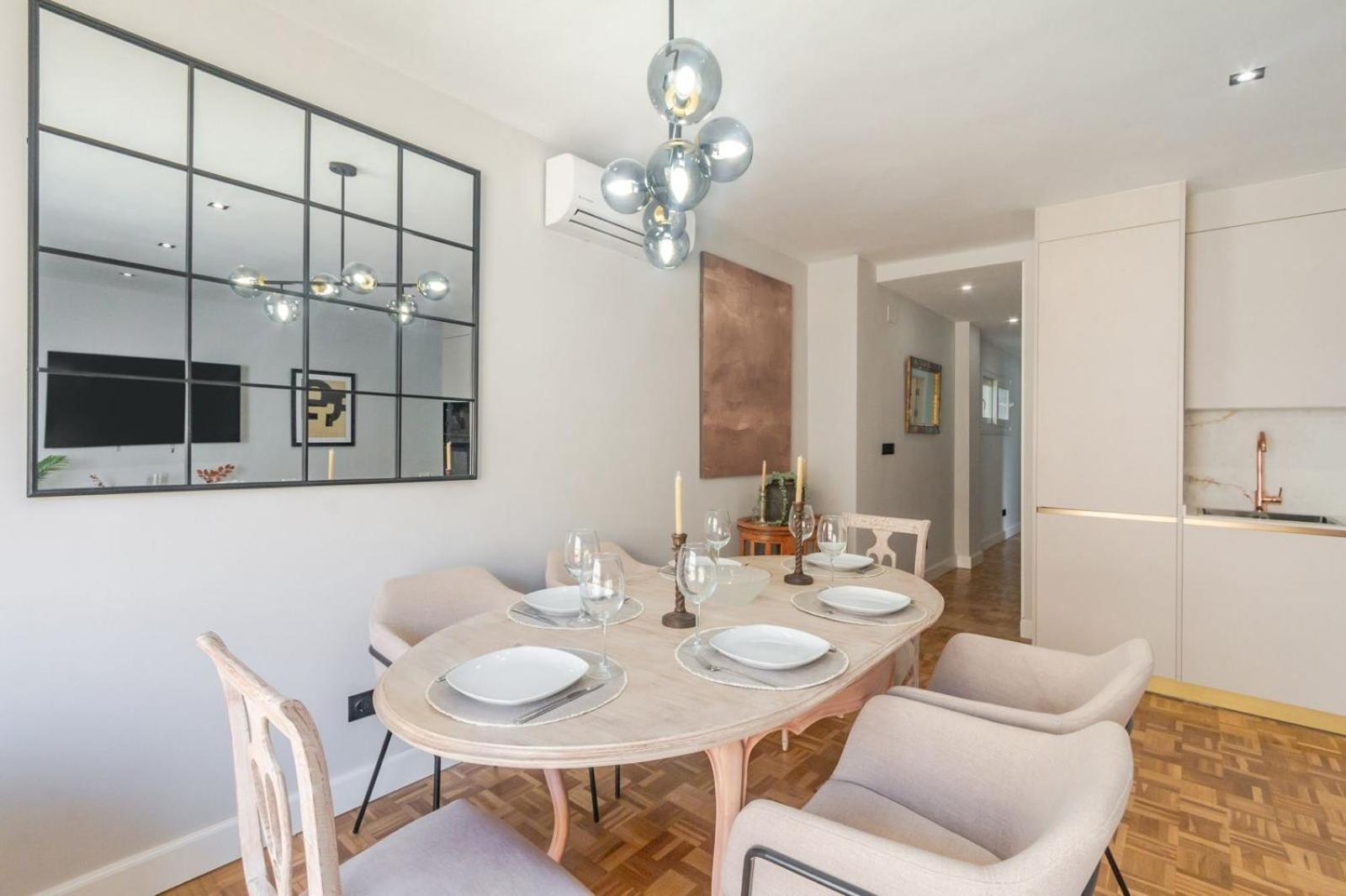 מאלגה Cervantes Luxury Apartment מראה חיצוני תמונה